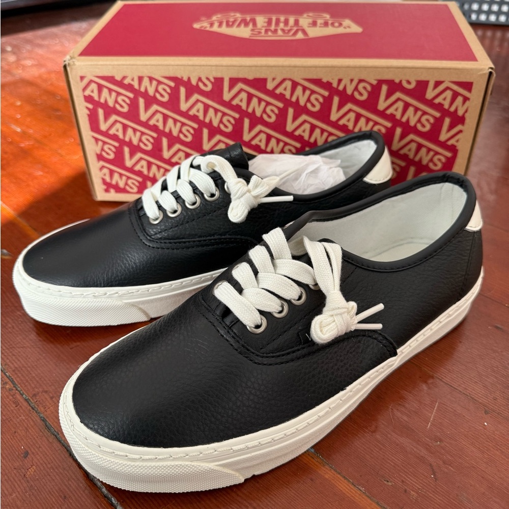 Vans Authentic Lux leather shoe
